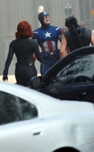 Captain-America-Laughing-Hawkeye-Black-Widow