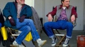 back-to-the-future-robert-zemeckis-and-michael-j-fox-on-set-of-back-to-the-future